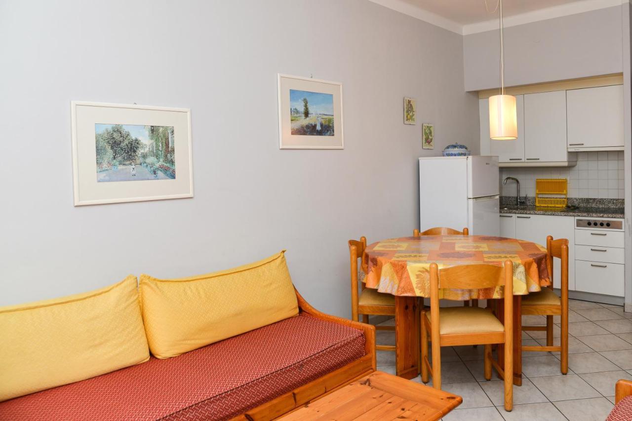 Residence Laura Bordighera Buitenkant foto