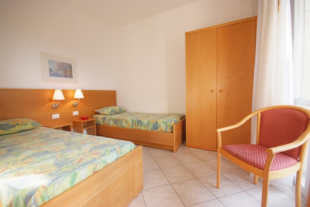 Residence Laura Bordighera Buitenkant foto