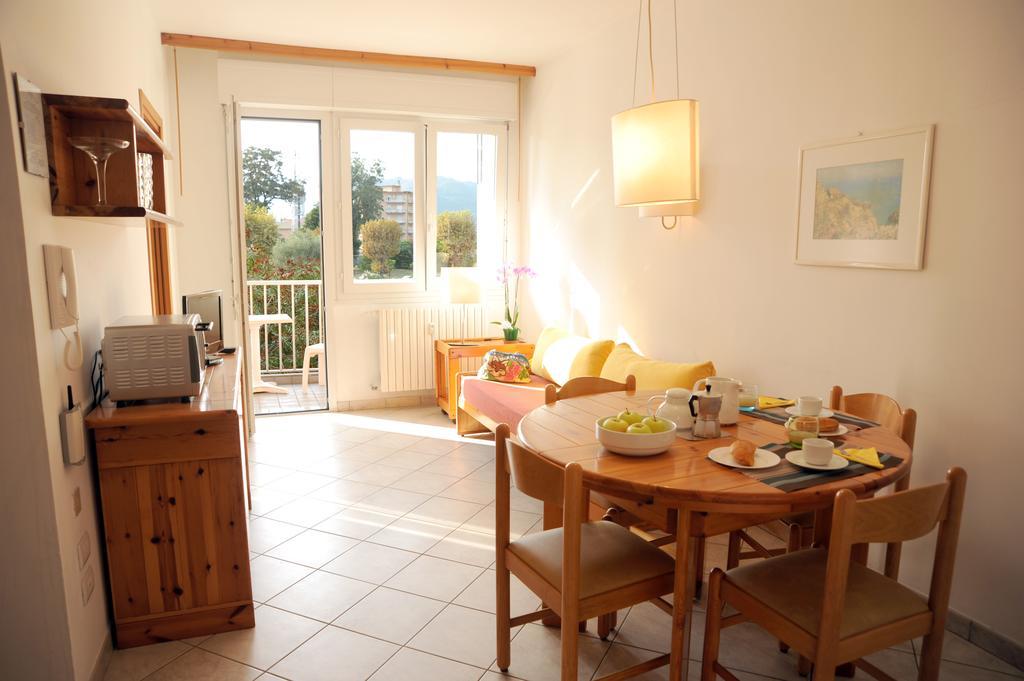 Residence Laura Bordighera Buitenkant foto